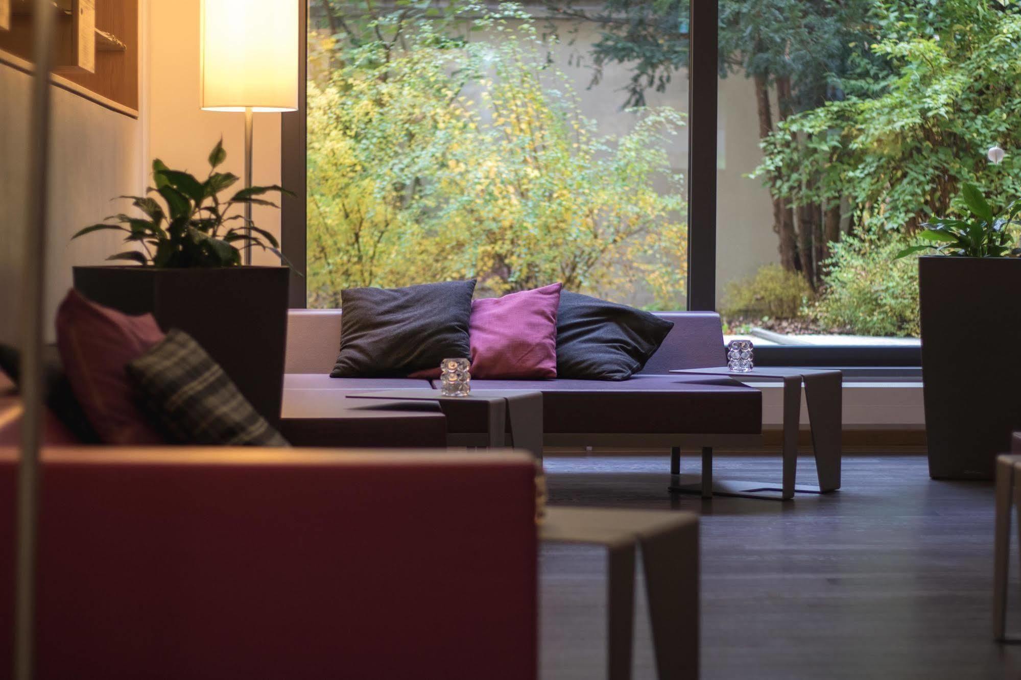 Lindner Hotel Frankfurt Sportpark, Part Of Jdv By Hyatt Frankfurt am Main Ngoại thất bức ảnh